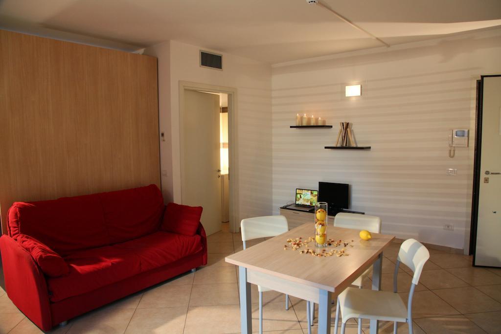 Residence Ilario Suite Hotel Riccione Room photo