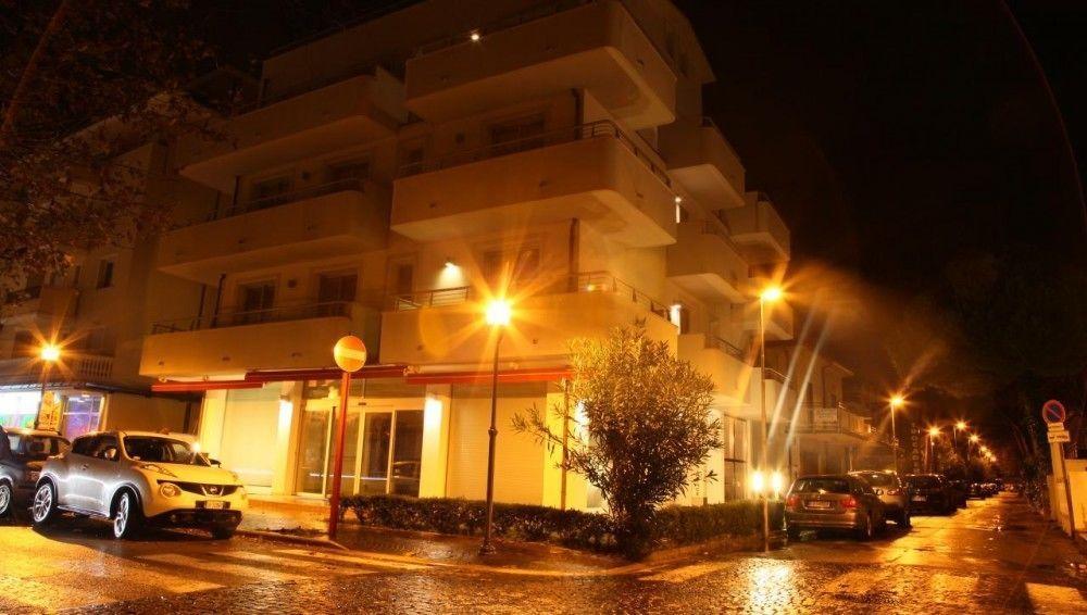 Residence Ilario Suite Hotel Riccione Exterior photo