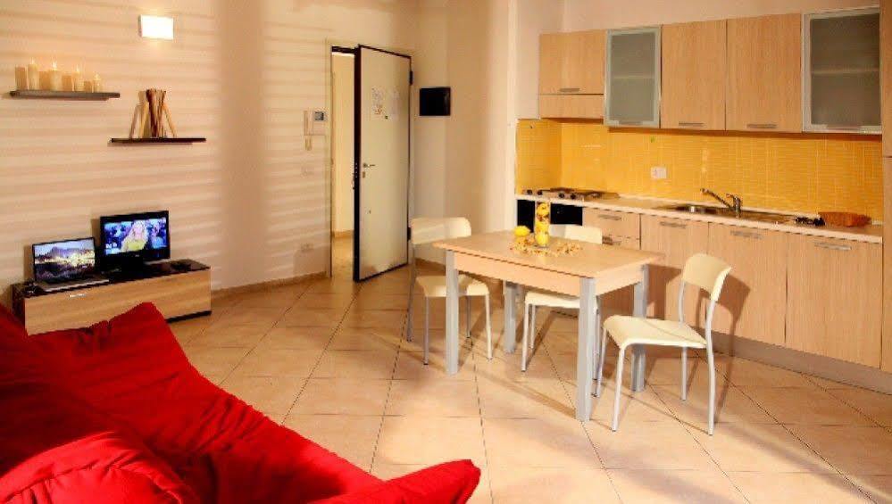 Residence Ilario Suite Hotel Riccione Exterior photo