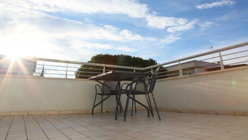 Residence Ilario Suite Hotel Riccione Exterior photo
